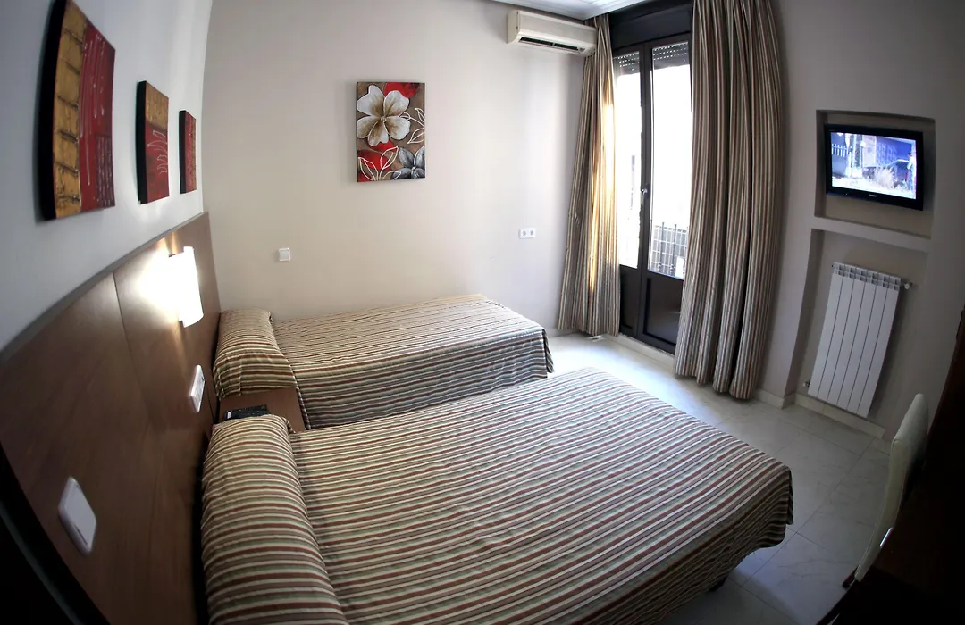 Hostal Atocha Almudena Martín-1